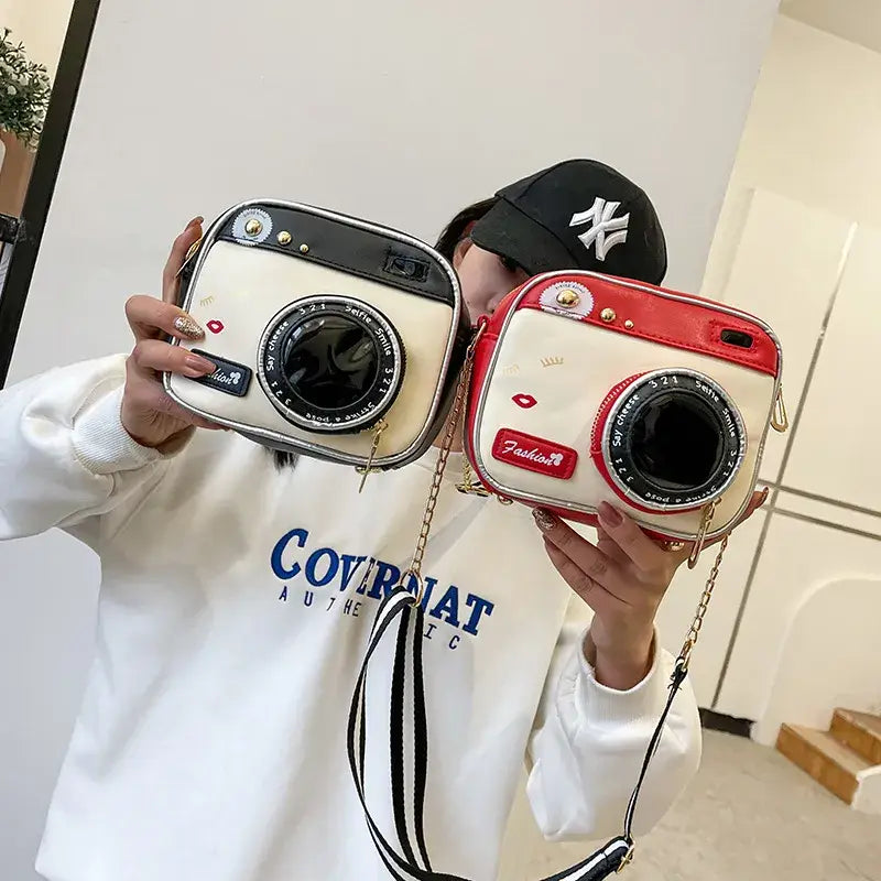 Fun Camera Shaped Handbag Purse: Black