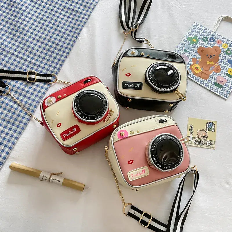 Fun Camera Shaped Handbag Purse: Black