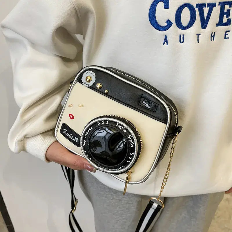 Fun Camera Shaped Handbag Purse: Black